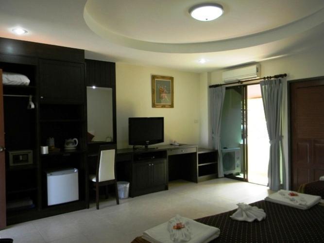 Hill Side Patong Hotel Phòng bức ảnh