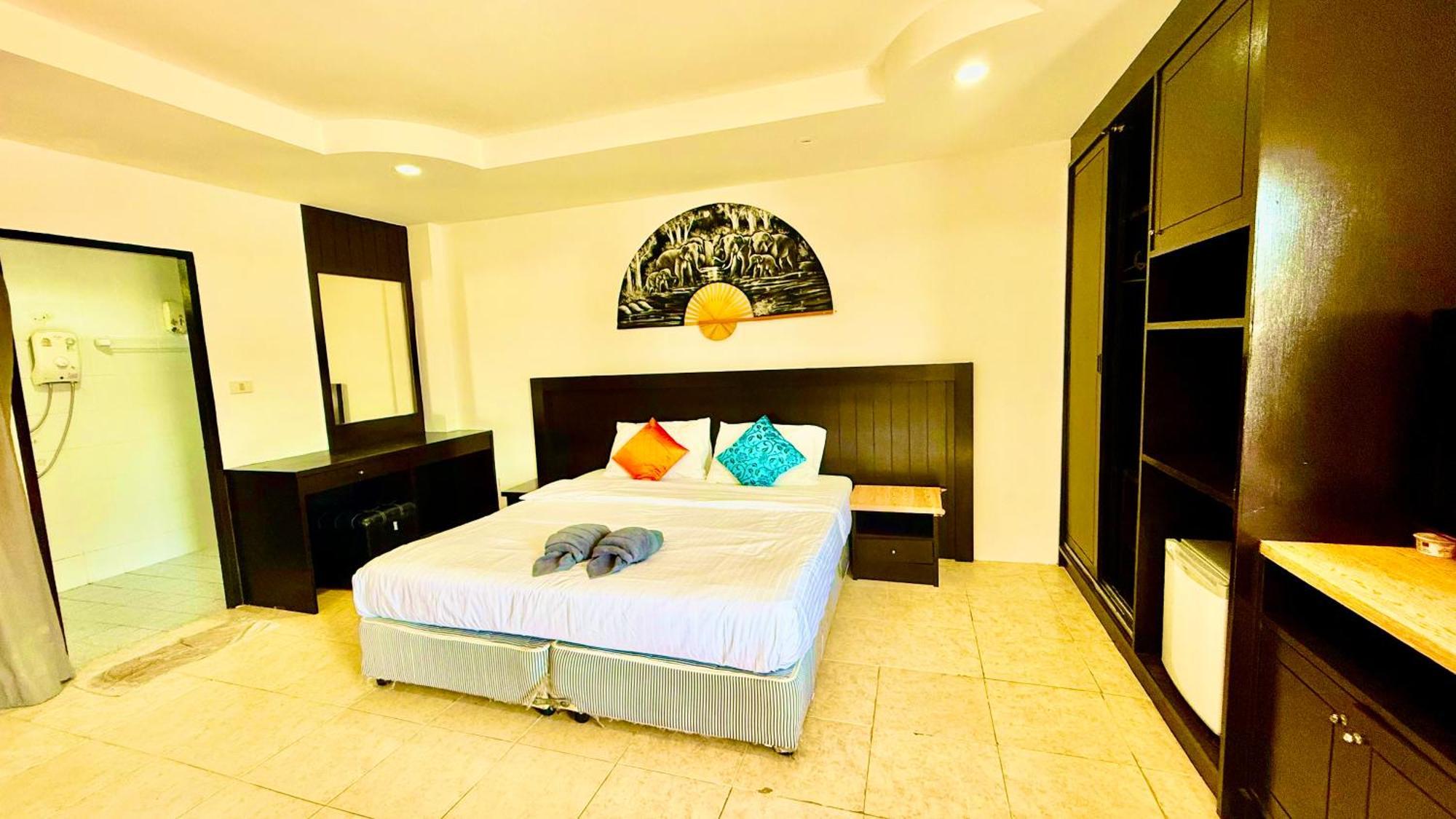 Hill Side Patong Hotel Ngoại thất bức ảnh