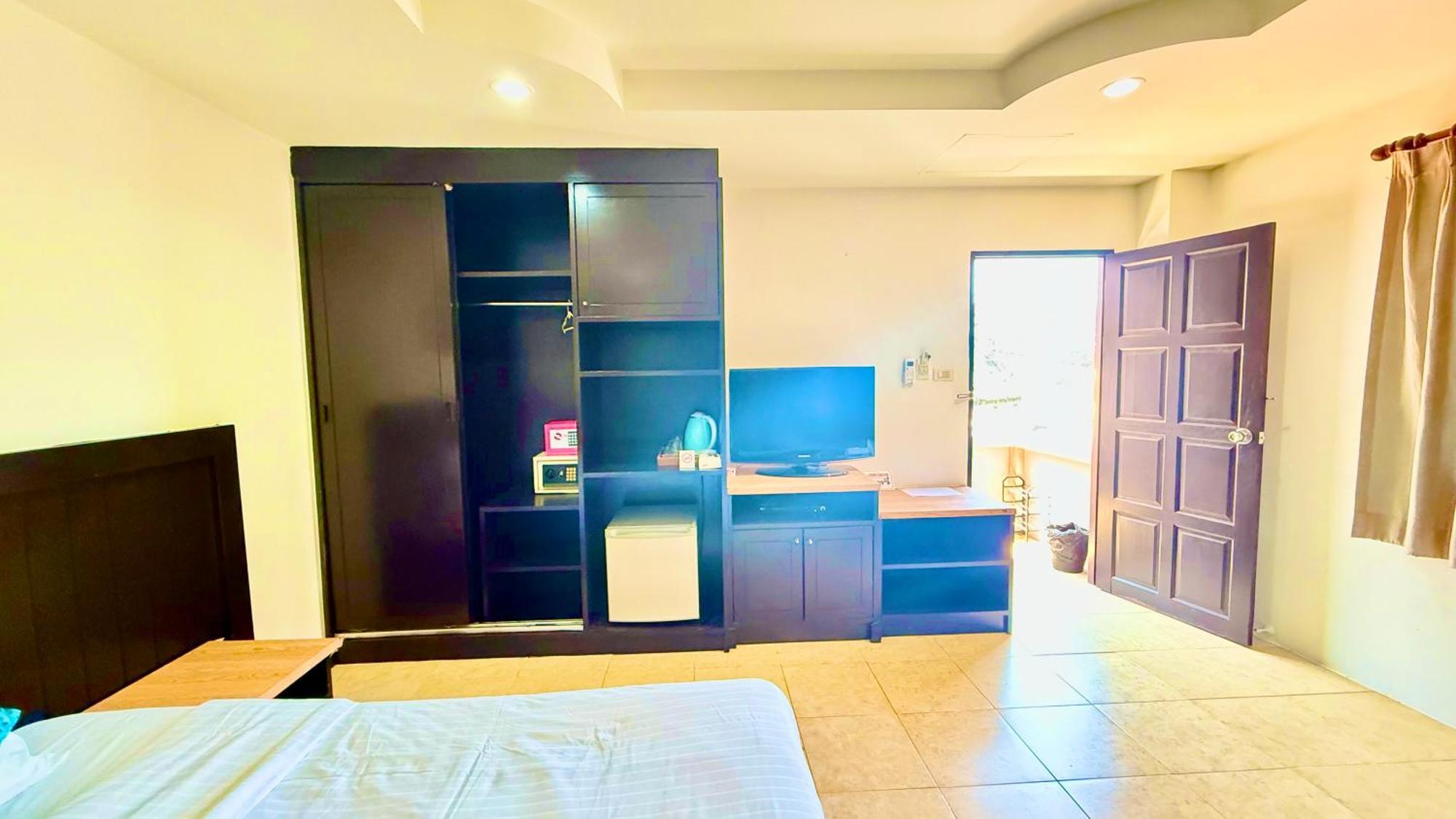 Hill Side Patong Hotel Ngoại thất bức ảnh